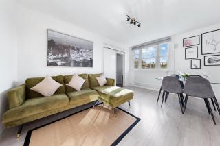 Spacious Lux Four-Bedroom Living - C London & Westminster - 0