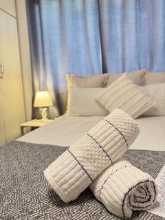 Mario & Luiza's Place - Cozy Stay with Pool & Braai - 9