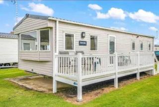 Lovely Caravan With Side Decking At Broadland Sands Park, Suffolk Ref 20204Bs - 5