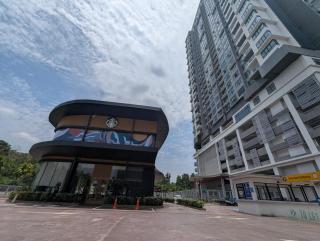 Cozy 3R2B# Conezion IOI Resort City# Netflix# Walk to IOI City Mall & 20 mins drive to UKM - 1