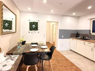 Femo - Royal Siegen - Oberstadt - separater Eingang - zentral - 2