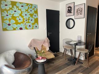 cocoon romantique avec jacuzzi proche plage - 5