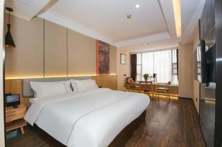 Chenlong Cafe Hotel - 0