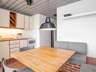 6 person holiday home in Brovst - 2