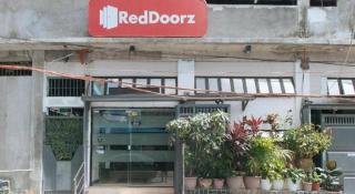 RedDoorz @ Gerlins Lodge Two - 6