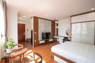 Sumitomo Apartment on Linh Lang Street - 5