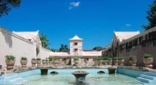 Super OYO 1046 Omah Pathok - 1