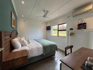 The Lookout Guesthouse - 1