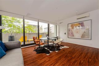 Luxury St Kilda Escape - Free Parking, Central Location - 4
