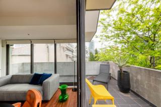 Luxury St Kilda Escape - Free Parking, Central Location - 6