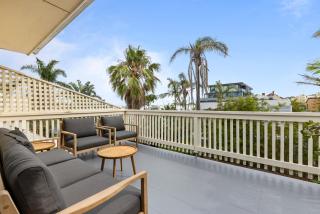 Bondi Beach Home for 10 with Terrace & 2-Car Parking - 6