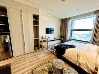 Entire Luxe Apartment - City View - 7