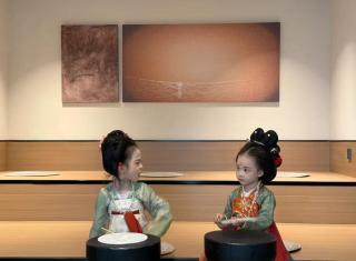 Xi'an MC City Courtyard Hotel - A st andalone hotel by the city wall - Close to the bell tower and yongning gate - Designed in song dynasty aesthetic style - It features private courtyard and garden rooms - Integrating the historical culture of Xi'an - 5