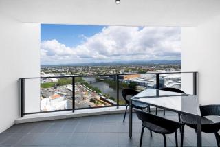 Sierra Broadbeach Apartments - Hosted by Coastal Letting Co. - 6