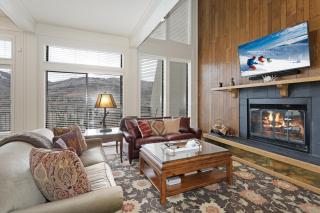 15 Chambertin Townhomes Townhouse - 3