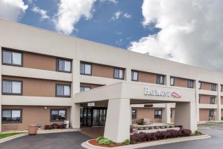 Baymont by Wyndham Glenview - Glenview - 5