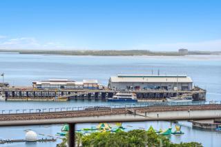 Arguably the best location in Darwin City - 7