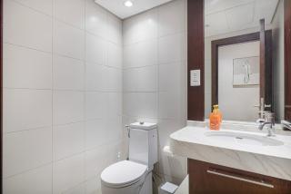Luxury 2BR in Downtown w Iconic Burj Khalifa View Burj Views 303 - 3