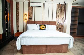 Luxury 3-bedroom Apartment with a Homely Touch in Lekki - 2