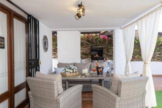 Villa Casa Romero by Villa Plus - 1