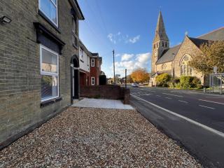 Waterloo modern private double room with shared amenities - 4