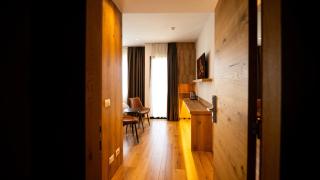 Ava Hotel Prishtina - 8