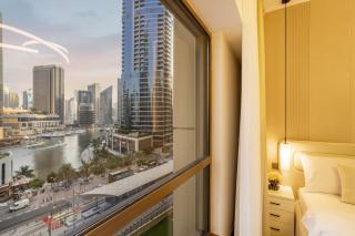 Luxurious 3BHK w Marina Views & Pool Table by dPie Sadaf 408 - 8