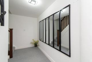 Bright 3 Bed Ground Floor Flat - Derby - 4