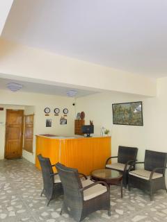 White Apricot Lodge - 7