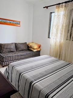 Apto 2 dorm, Vista lateral da praia 200m - 2