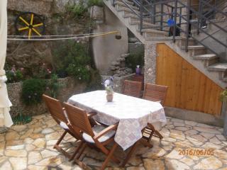 Apartments by the sea Valun, Cres - 8086 - Valun - 1