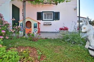 Apartments with parking spaces Slatine, Ciovo - 1097 - 2