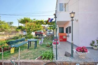 Apartments with parking spaces Slatine, Ciovo - 1097 - 1