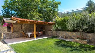 Family friendly apartments with a swimming pool Podstrana, Split - 15040 - 1