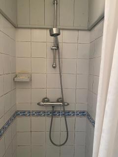 Cozy apartment with stunning ocean views - 9