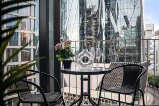 Lovely 2B Apartment at Marvel Stadium with Rooftop Pool and Parking - 9