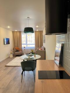 Шикарная евродвушка в RAMS CITY, с видом на горы - 8