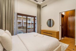 Luxury 4 BHK Villa in JVC by dPie - 5