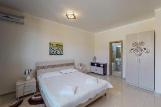 Villa Parnas at Lighthouse Golf by Parnas Estate - 4