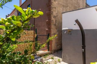 Apartments with parking space Vir - 22682 - 3