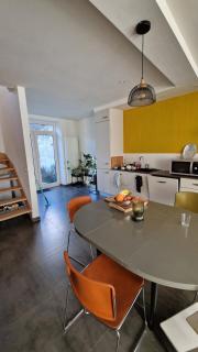 Small house in a historic and popular neighborhood - 8