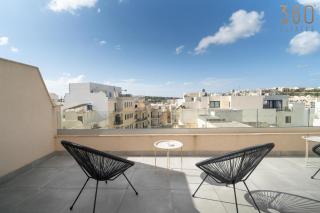 Peaceful 2BR Penthouse with Terrace Views & Beach by360 Estates - 8