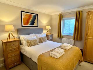 Your Space Apartments - Market Rise - 7