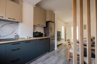 The Minimalist by Blvd 56B1 - City Studio with Parking - 1