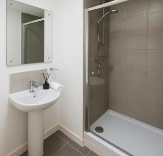 Riverfront Serenity Suite Manchester City - 4