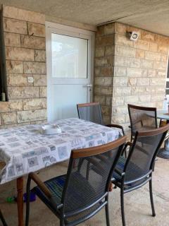 Apartments by the sea Milna, Vis - 8896 - 1