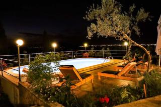 Family-friendly apartments with swimming pool Kali, Ugljan - 14116 - 1