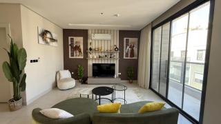 Elegant & Spacious Apartment - Riyad - 6