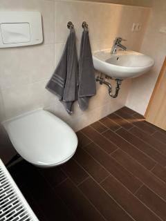 WohnService Apartment - Neukirchen-Pleiße - 3