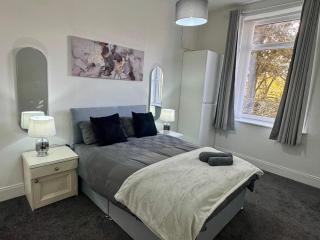 Sleeps4- SofaBed- 5MinToCityCentre- GlasgowGreen - 0